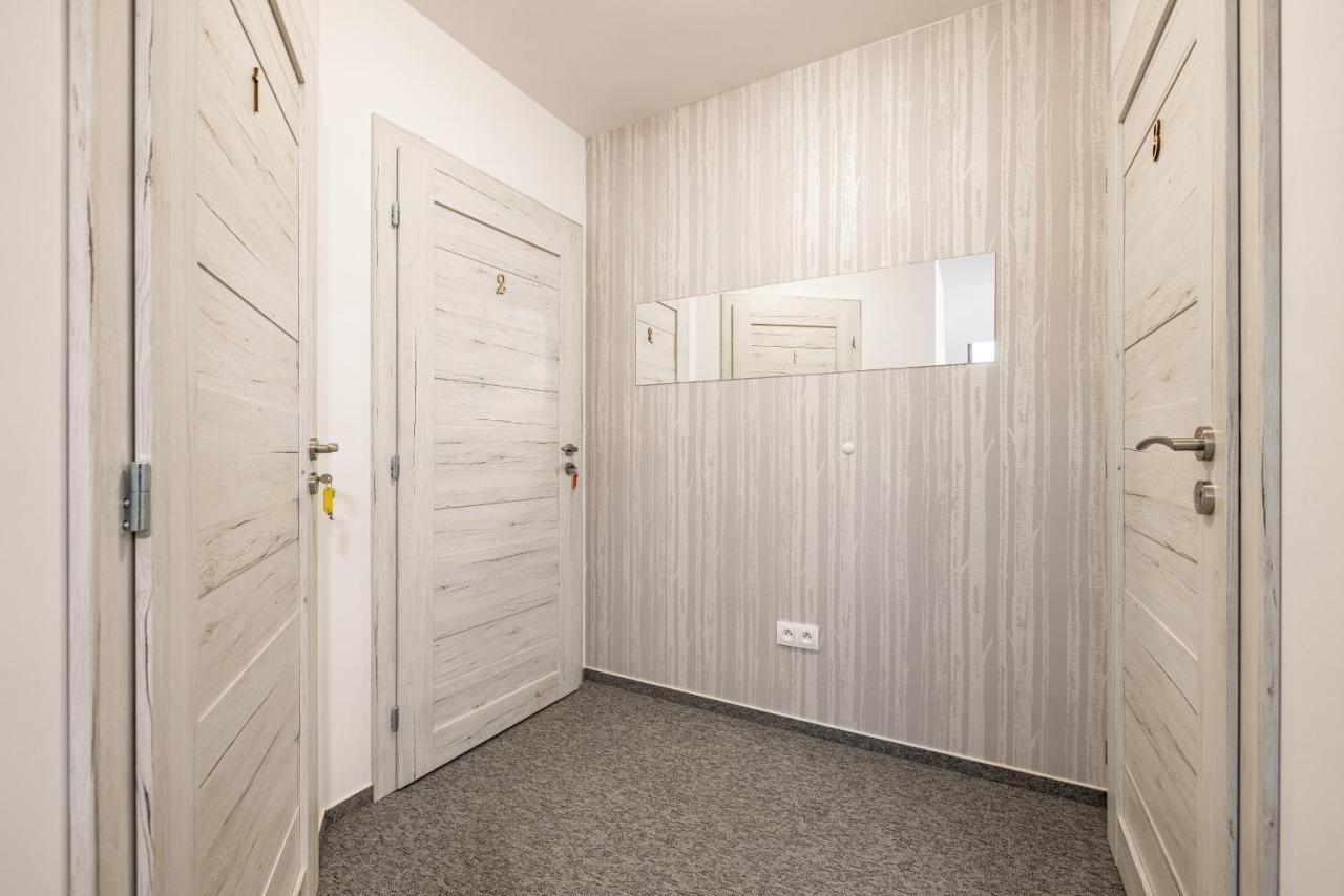 Ubytovanie Magnolia Hotel Lipany Eksteriør billede